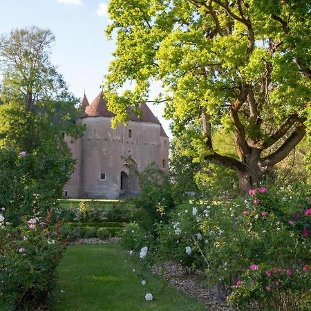 Chateau D'Ainay-Le-Vieil Ainay-le-Vieil Exterior foto